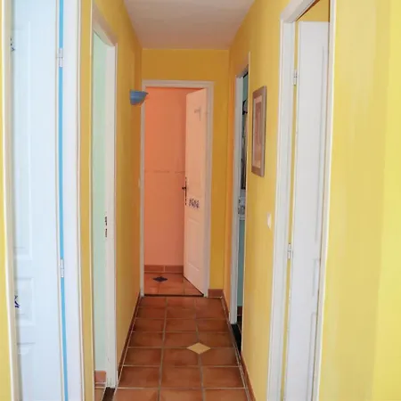 Stunning In Roussillon With Kitchen *